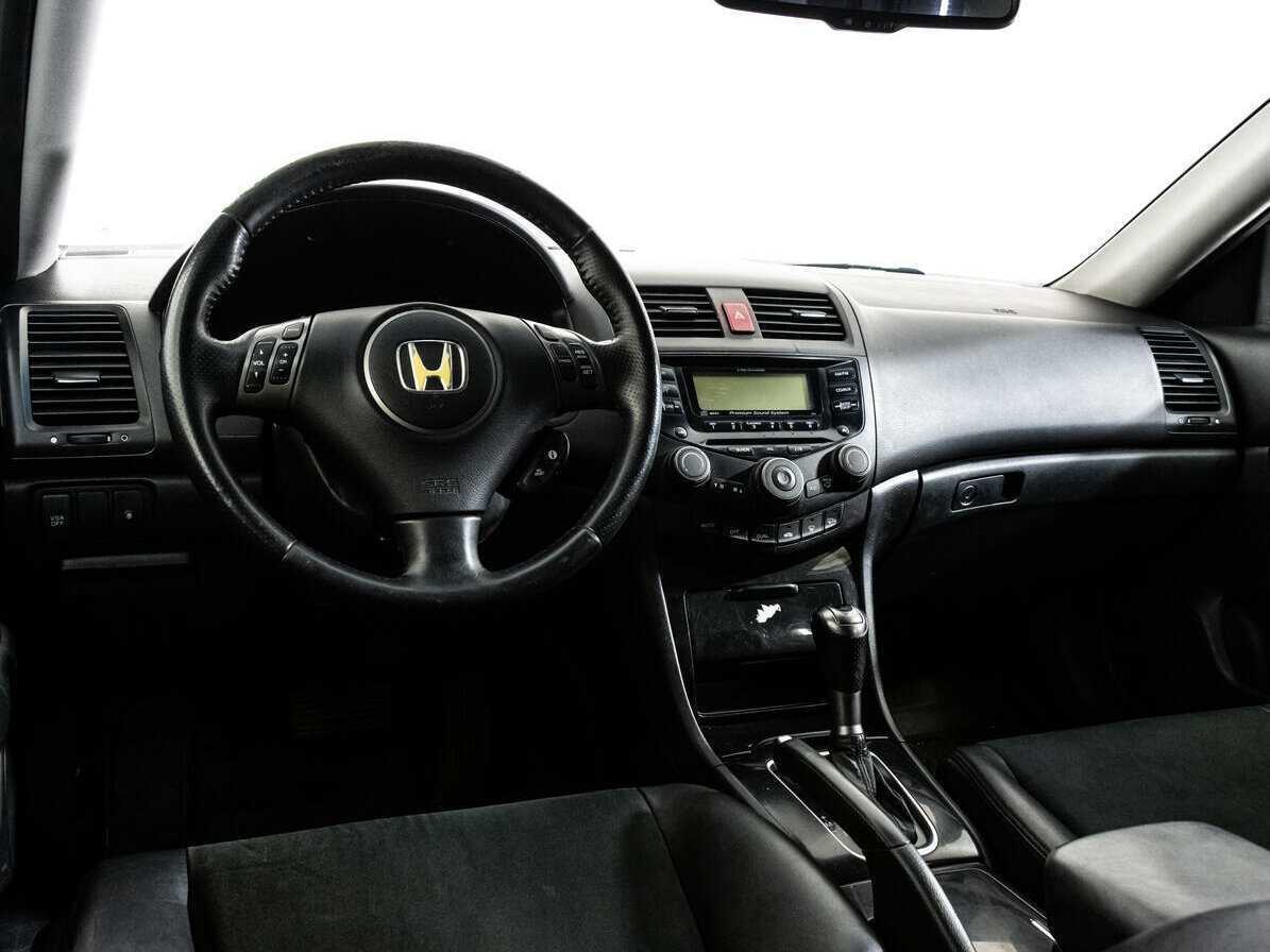 Купить Honda Accord с пробегом. Фото: #10