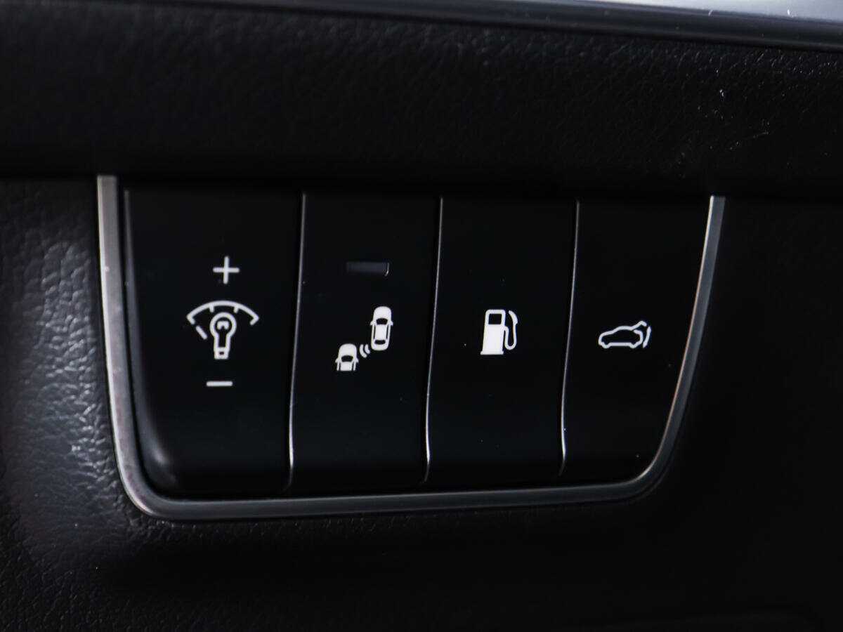 Купить Kia Stinger с пробегом. Фото: #15