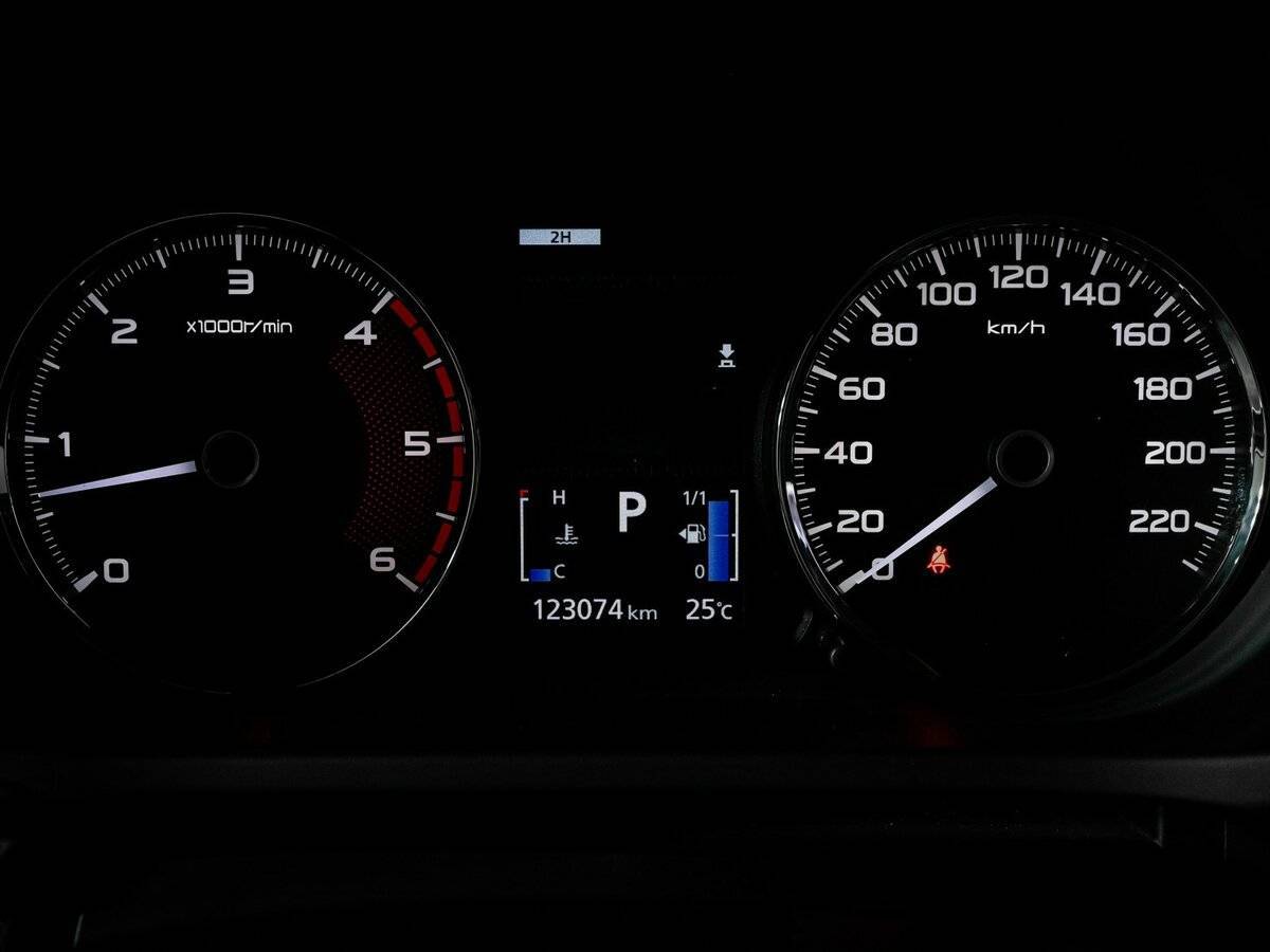 Купить Mitsubishi Pajero Sport с пробегом. Фото: #8