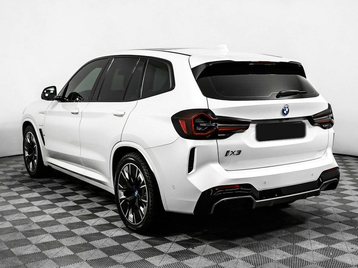 Купить BMW iX3 с пробегом. Фото: #6