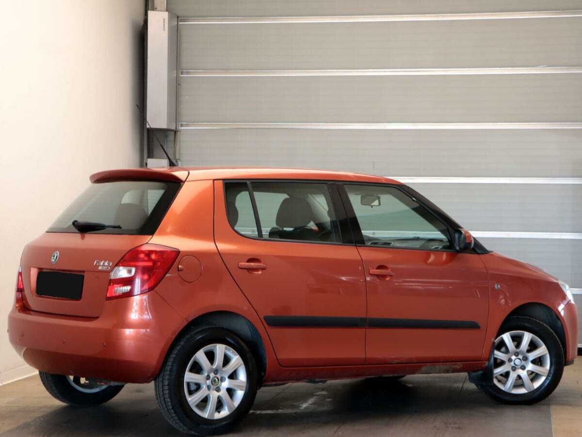 Купить Skoda Fabia с пробегом. Фото: #3