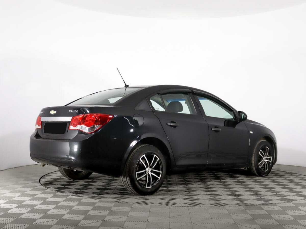 Купить Chevrolet Cruze с пробегом. Фото: #4
