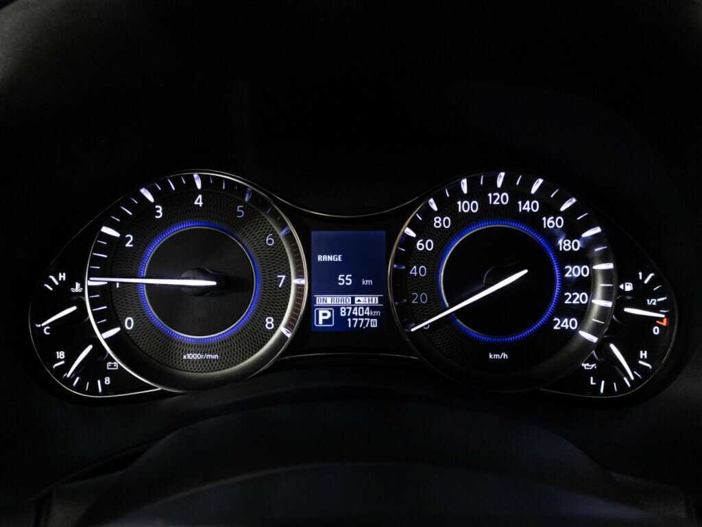 Купить Infiniti QX80 с пробегом. Фото: #9