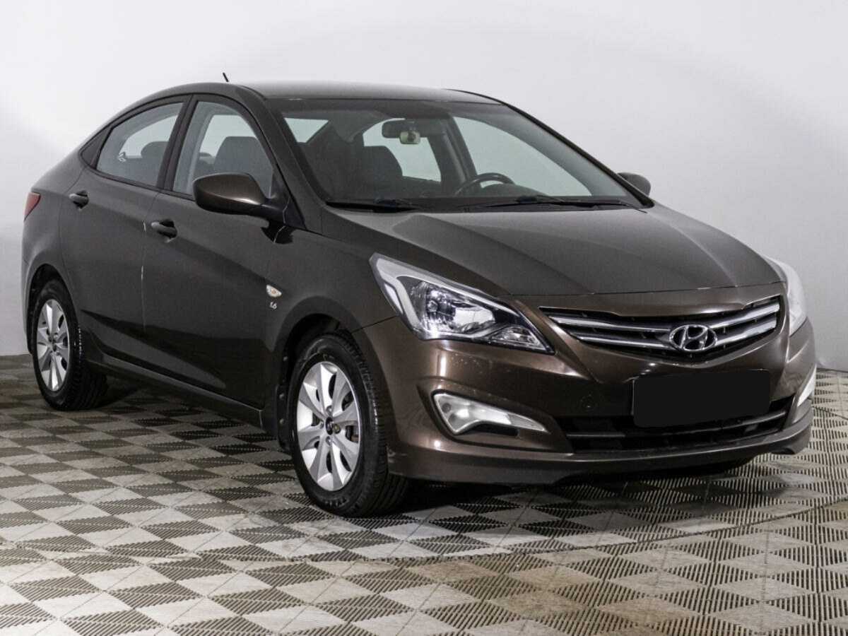 Купить Hyundai Solaris с пробегом. Фото: #2