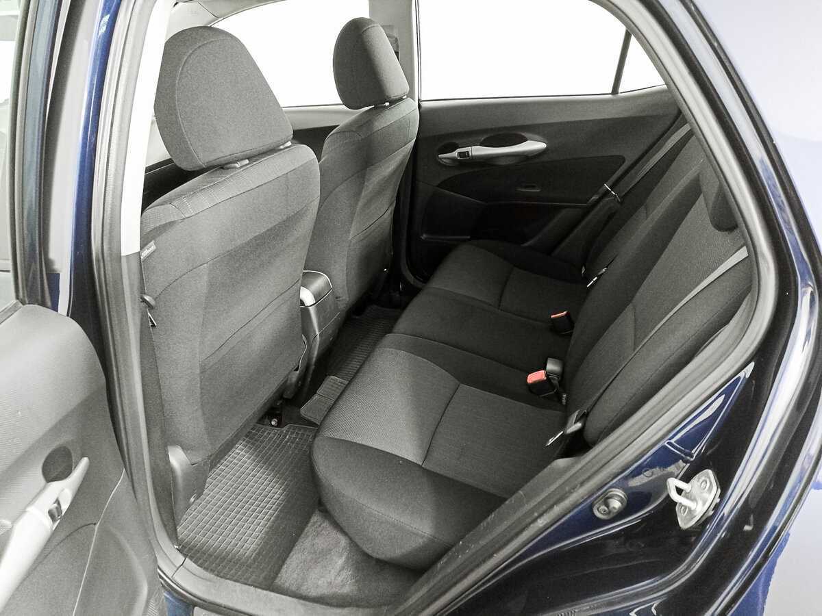 Купить Toyota Auris с пробегом. Фото: #9