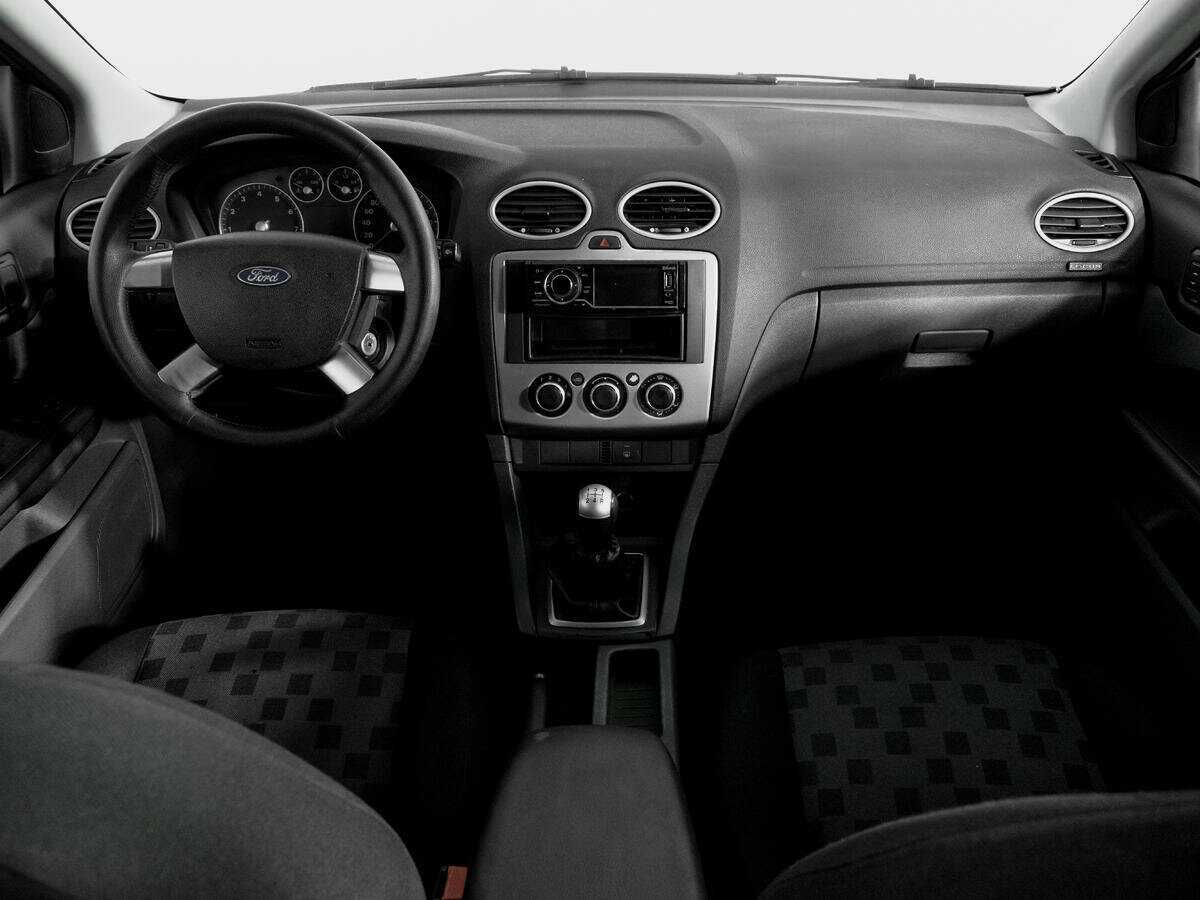 Купить Ford Focus с пробегом. Фото: #11