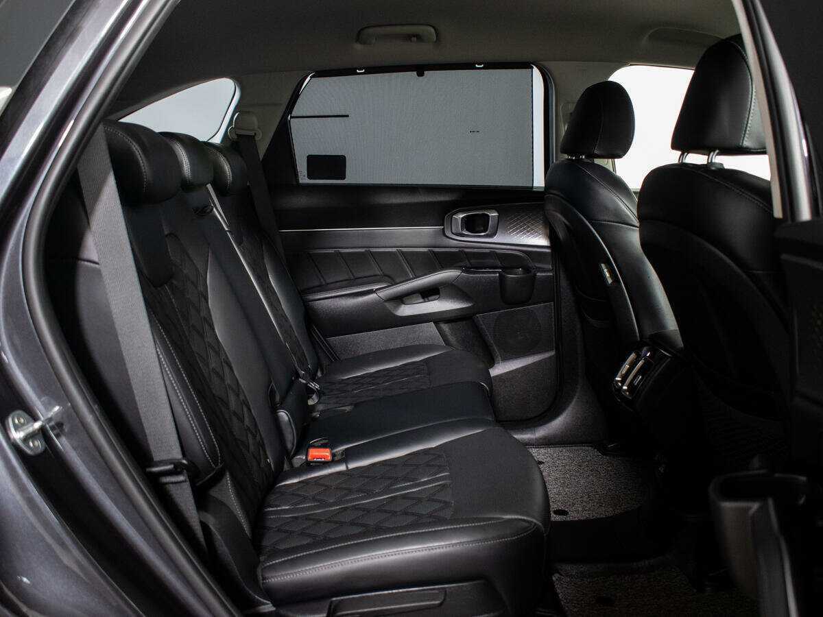 Купить Kia Sorento с пробегом. Фото: #8