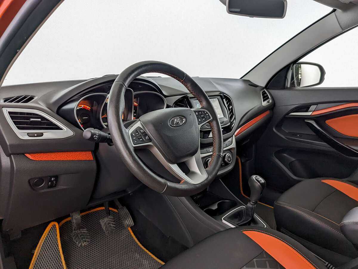 Купить Lada (ВАЗ) Vesta с пробегом. Фото: #13