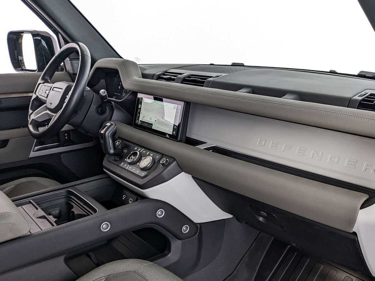 Купить Land Rover Defender с пробегом. Фото: #10