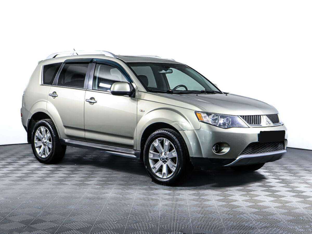 Купить Mitsubishi Outlander с пробегом. Фото: #2