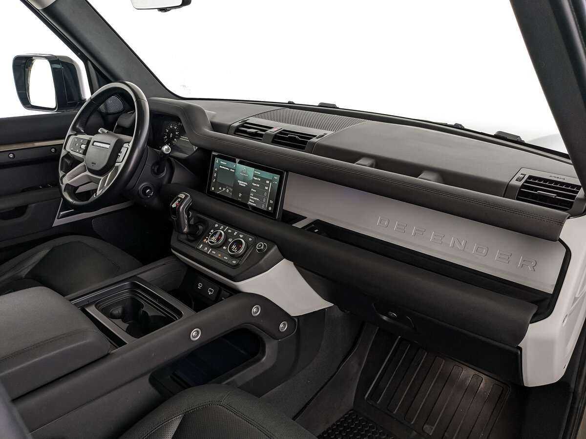 Купить Land Rover Defender с пробегом. Фото: #8