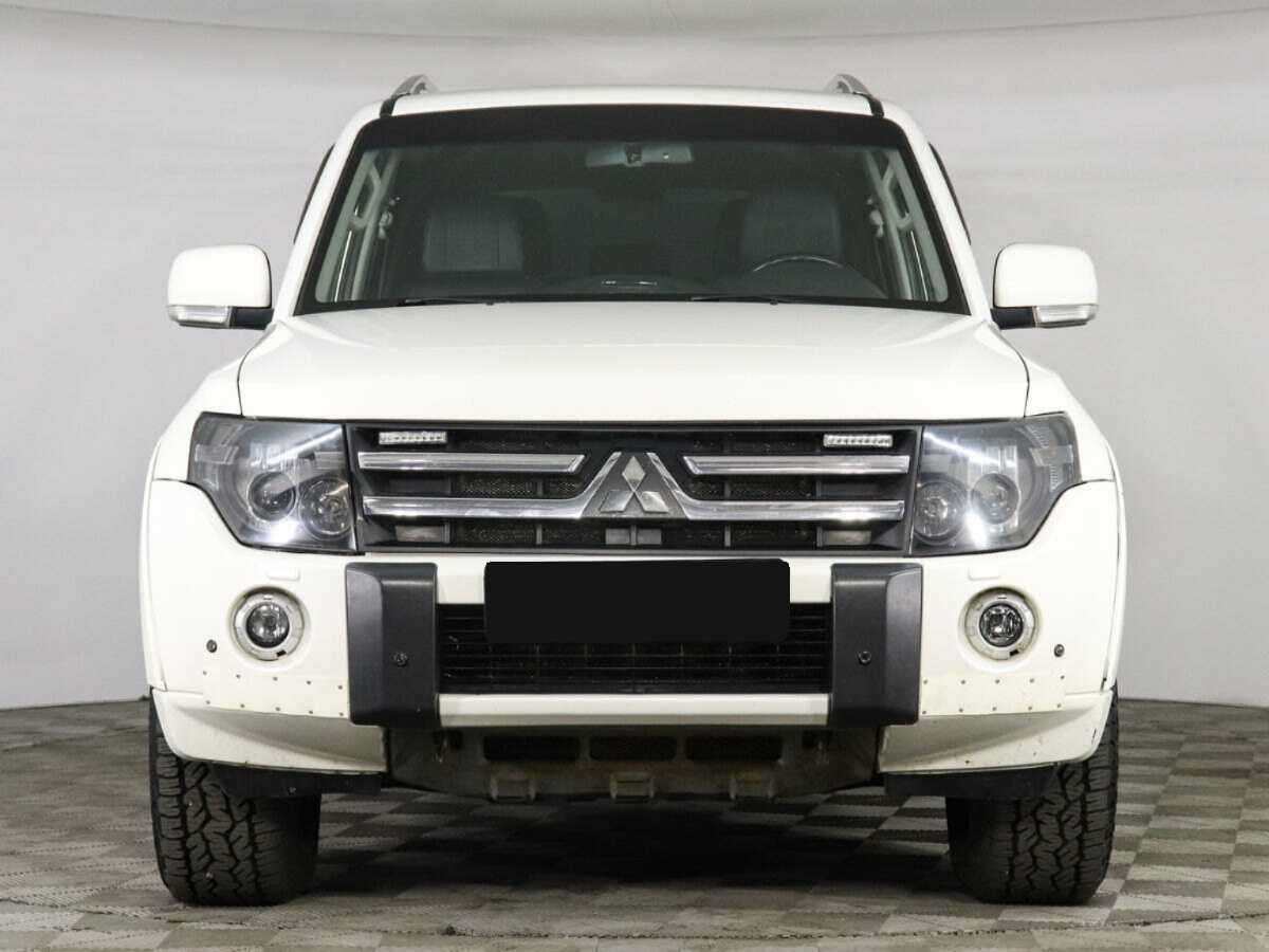 Купить Mitsubishi Pajero с пробегом. Фото: #1