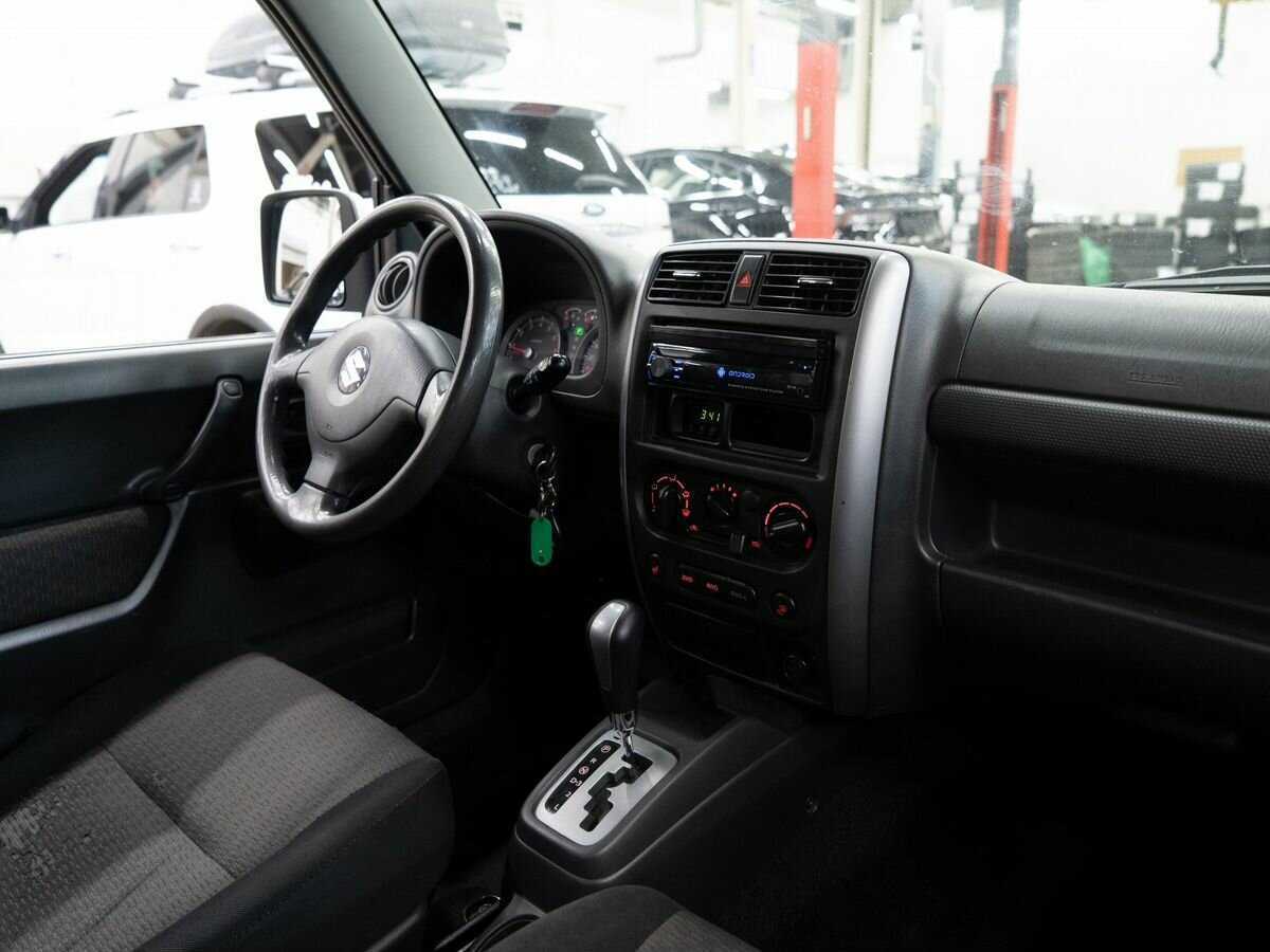 Купить Suzuki Jimny с пробегом. Фото: #15