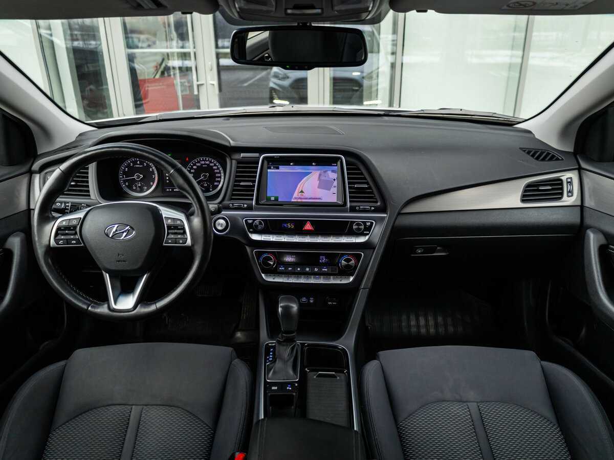 Купить Hyundai Sonata с пробегом. Фото: #16