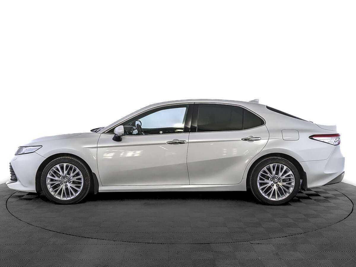 Купить Toyota Camry с пробегом. Фото: #7