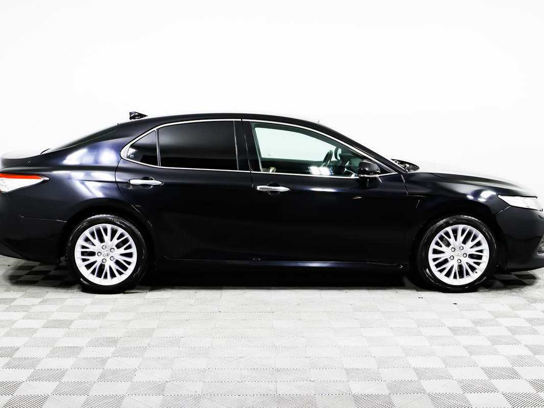 Купить Toyota Camry с пробегом. Фото: #3