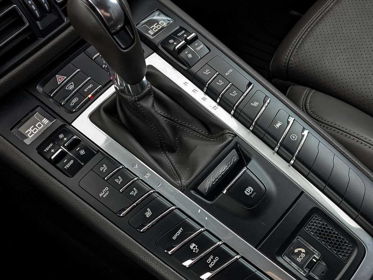 Купить Porsche Macan с пробегом. Фото: #27