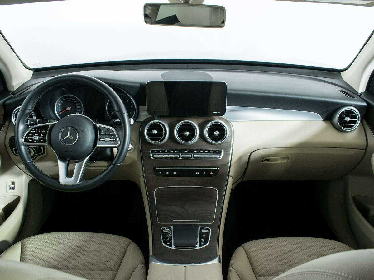 Купить Mercedes-Benz GLC с пробегом. Фото: #11