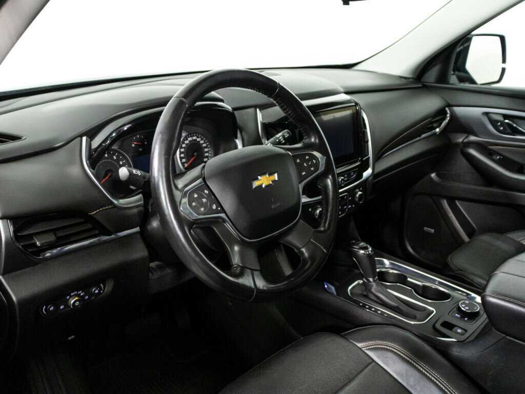 Купить Chevrolet Traverse с пробегом. Фото: #10