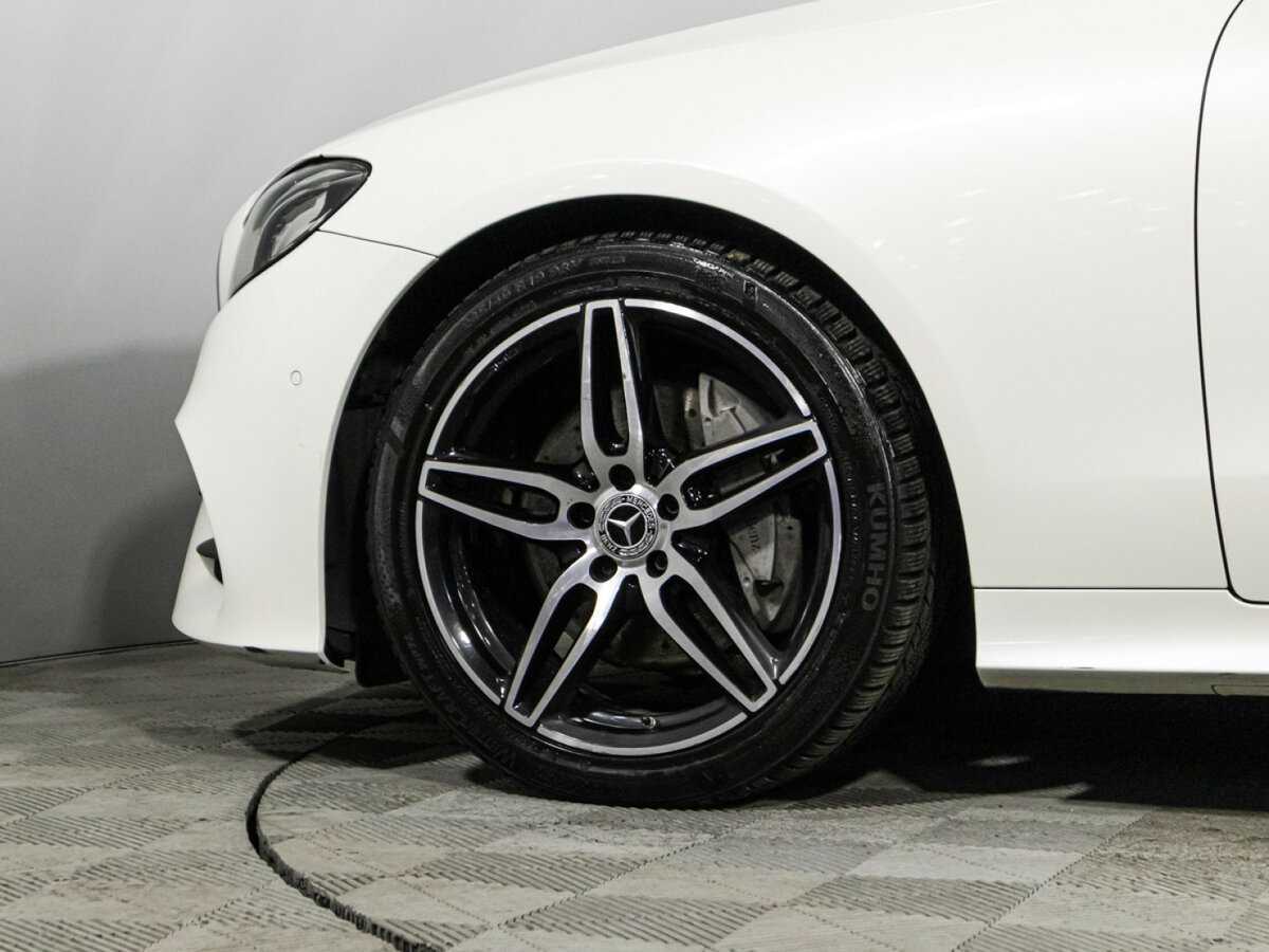 Купить Mercedes-Benz E-Класс с пробегом. Фото: #28