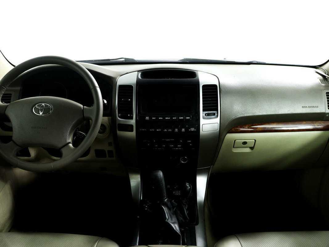 Купить Toyota Land Cruiser Prado с пробегом. Фото: #10