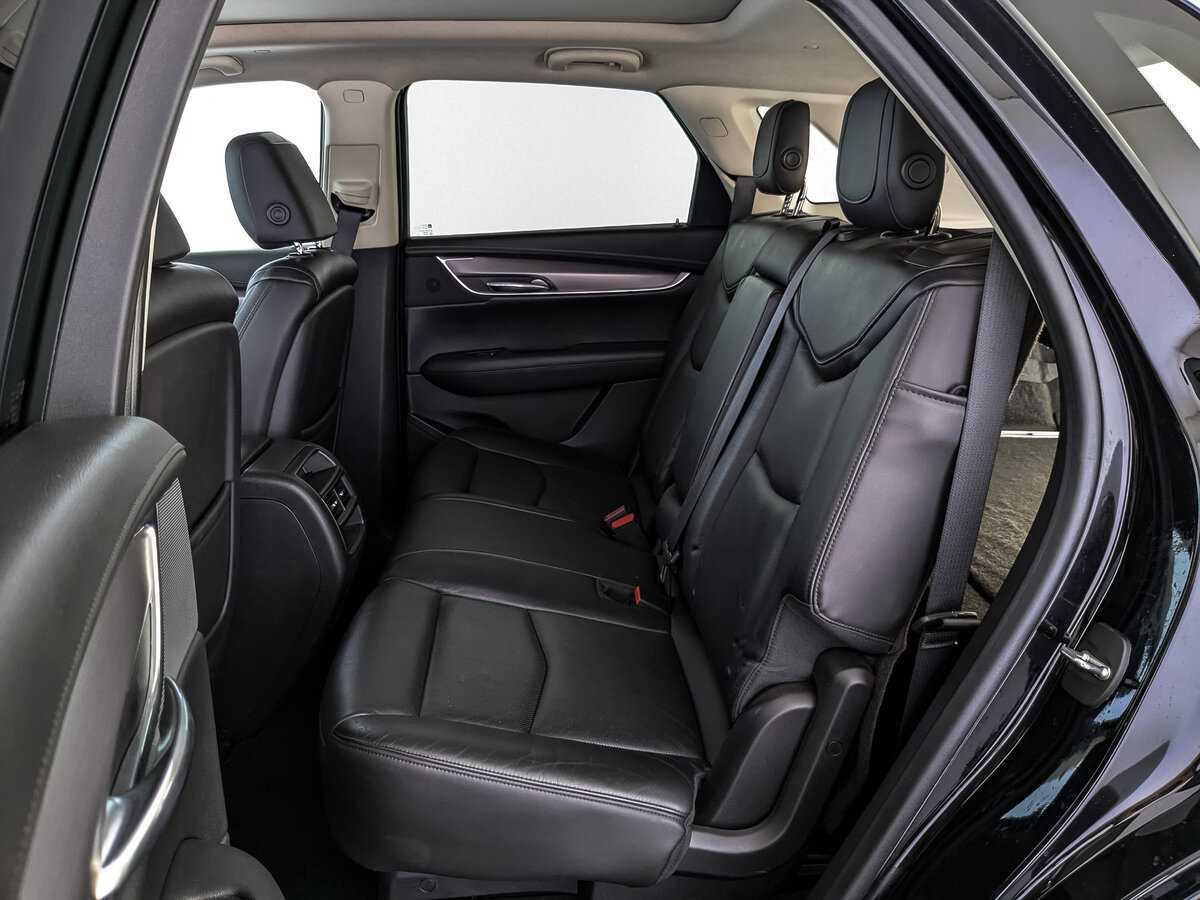 Купить Cadillac XT5 с пробегом. Фото: #16