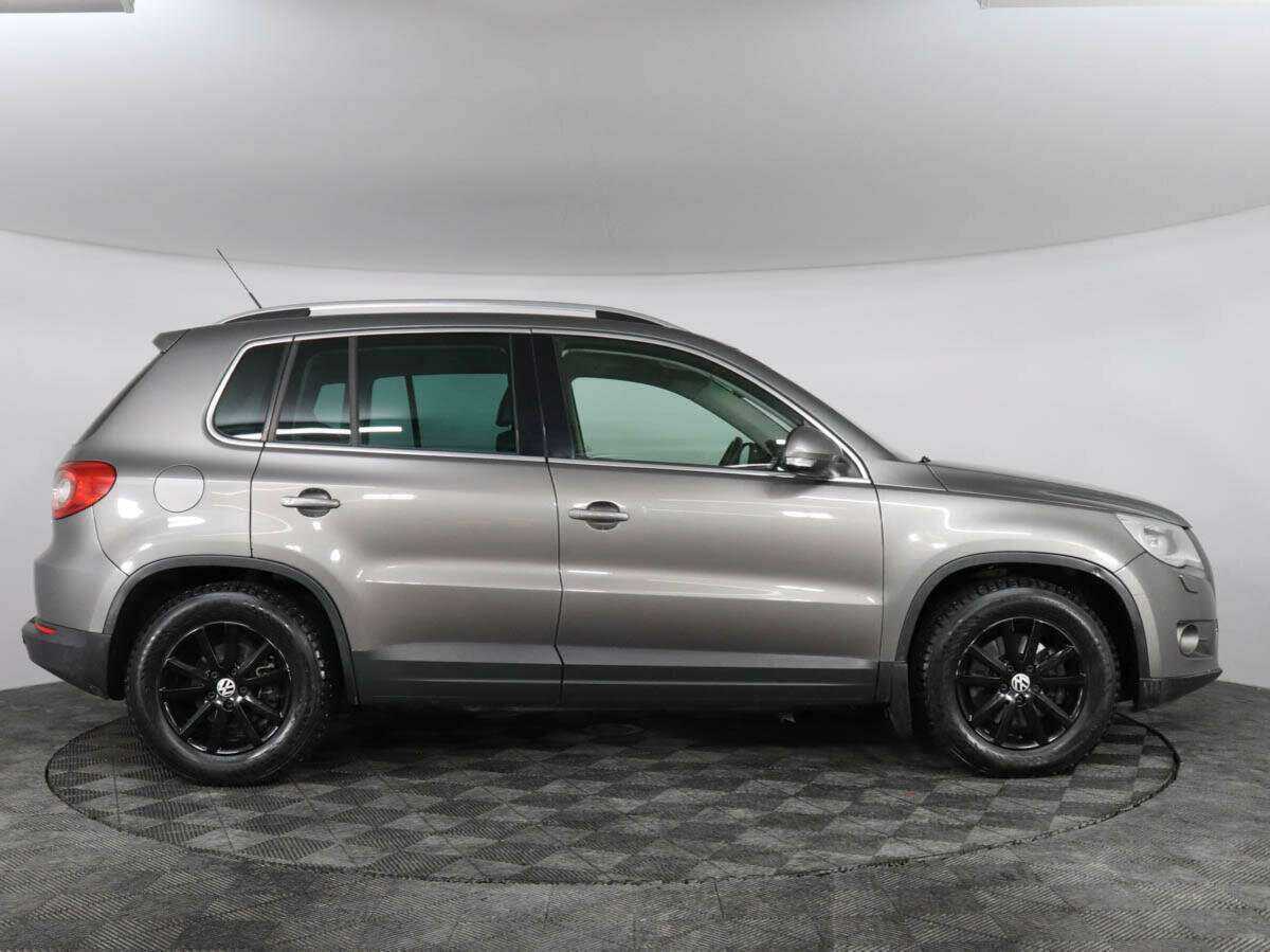 Купить Volkswagen Tiguan с пробегом. Фото: #3