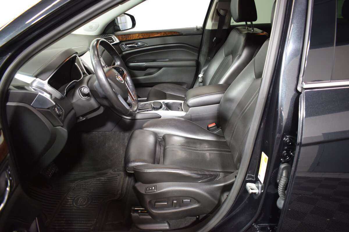 Купить Cadillac SRX с пробегом. Фото: #6