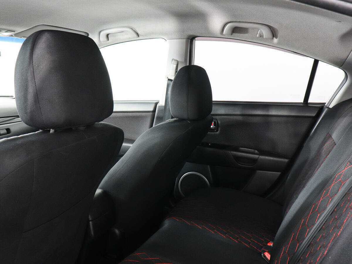 Купить Mazda 3 с пробегом. Фото: #7