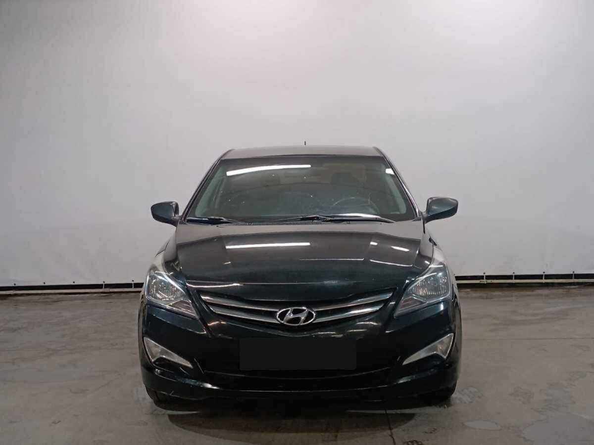 Купить Hyundai Solaris с пробегом. Фото: #1