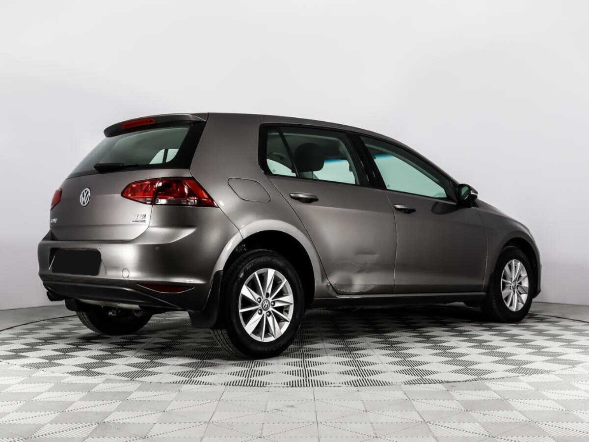 Купить Volkswagen Golf с пробегом. Фото: #4