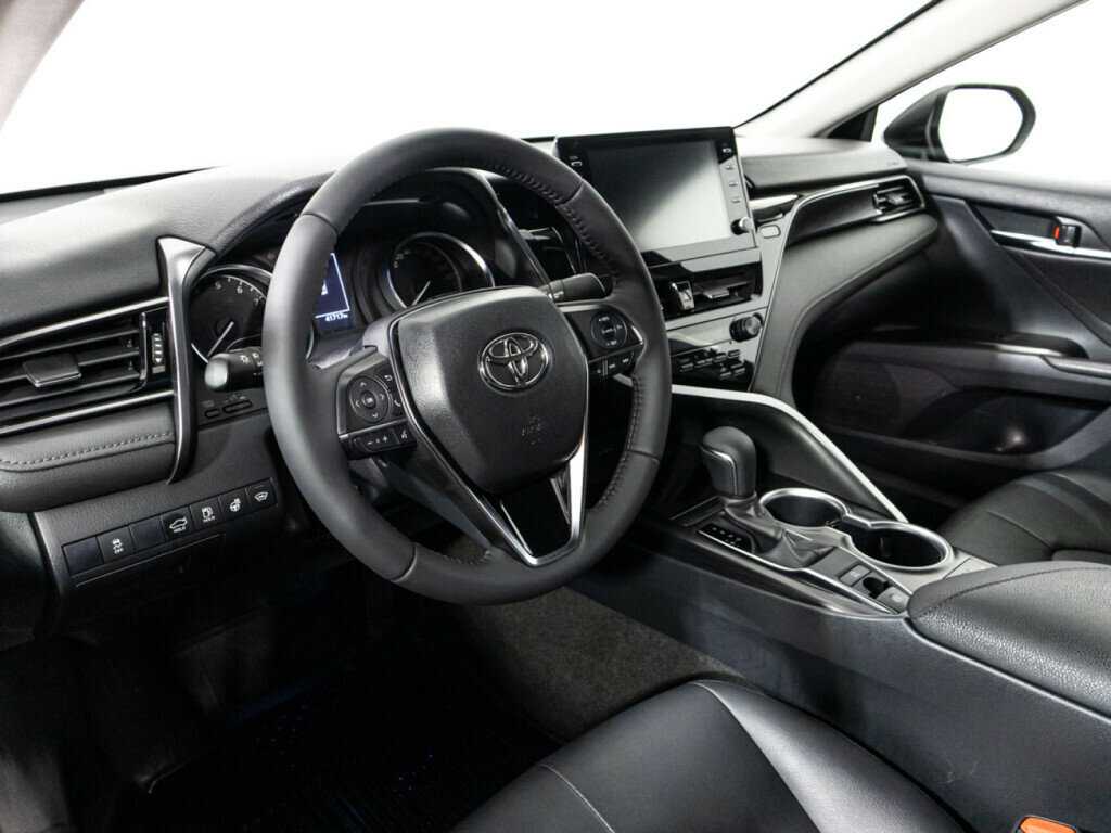 Купить Toyota Camry с пробегом. Фото: #10