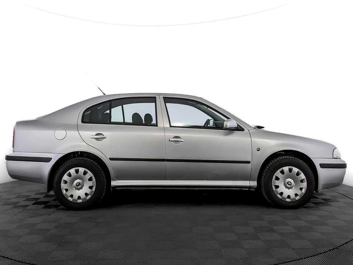 Купить Skoda Octavia с пробегом. Фото: #3