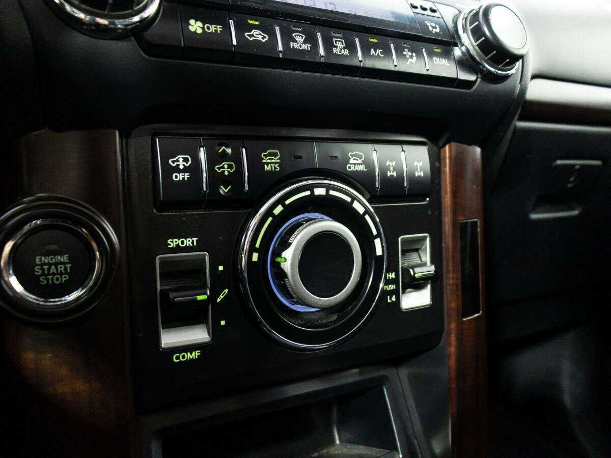 Купить Toyota Land Cruiser Prado с пробегом. Фото: #18