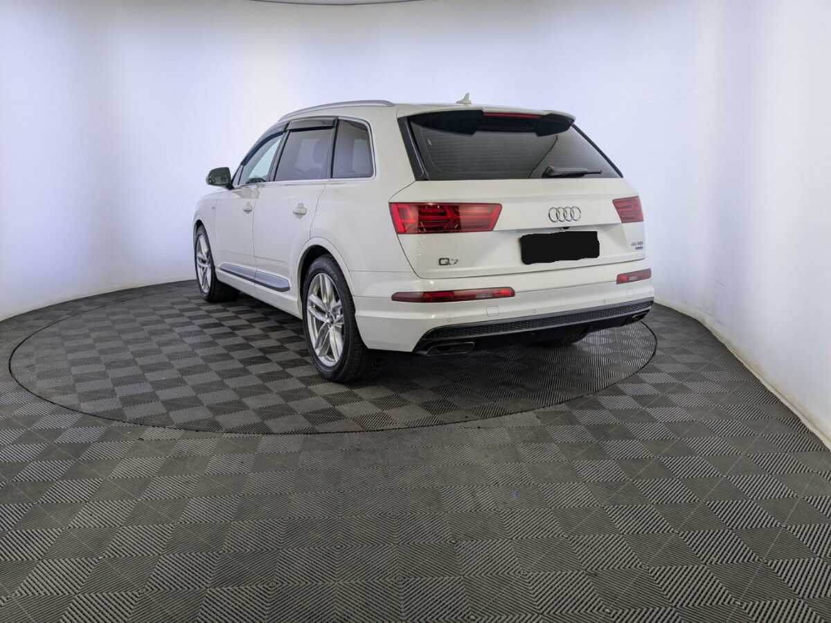 Купить Audi Q7 с пробегом. Фото: #6
