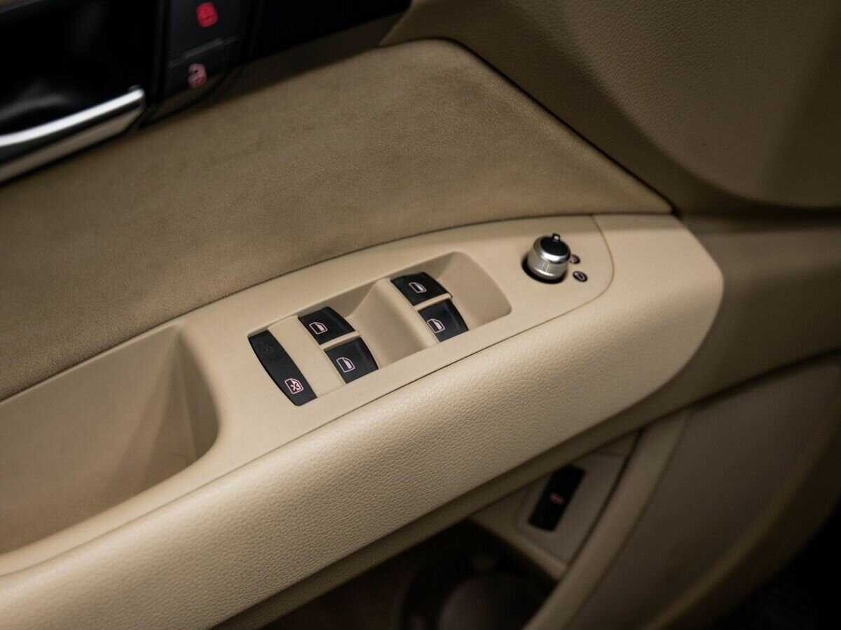 Купить Audi Q7 с пробегом. Фото: #14