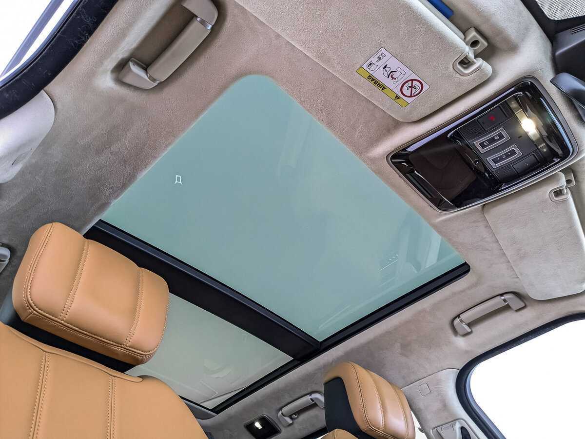 Купить Land Rover Range Rover с пробегом. Фото: #18