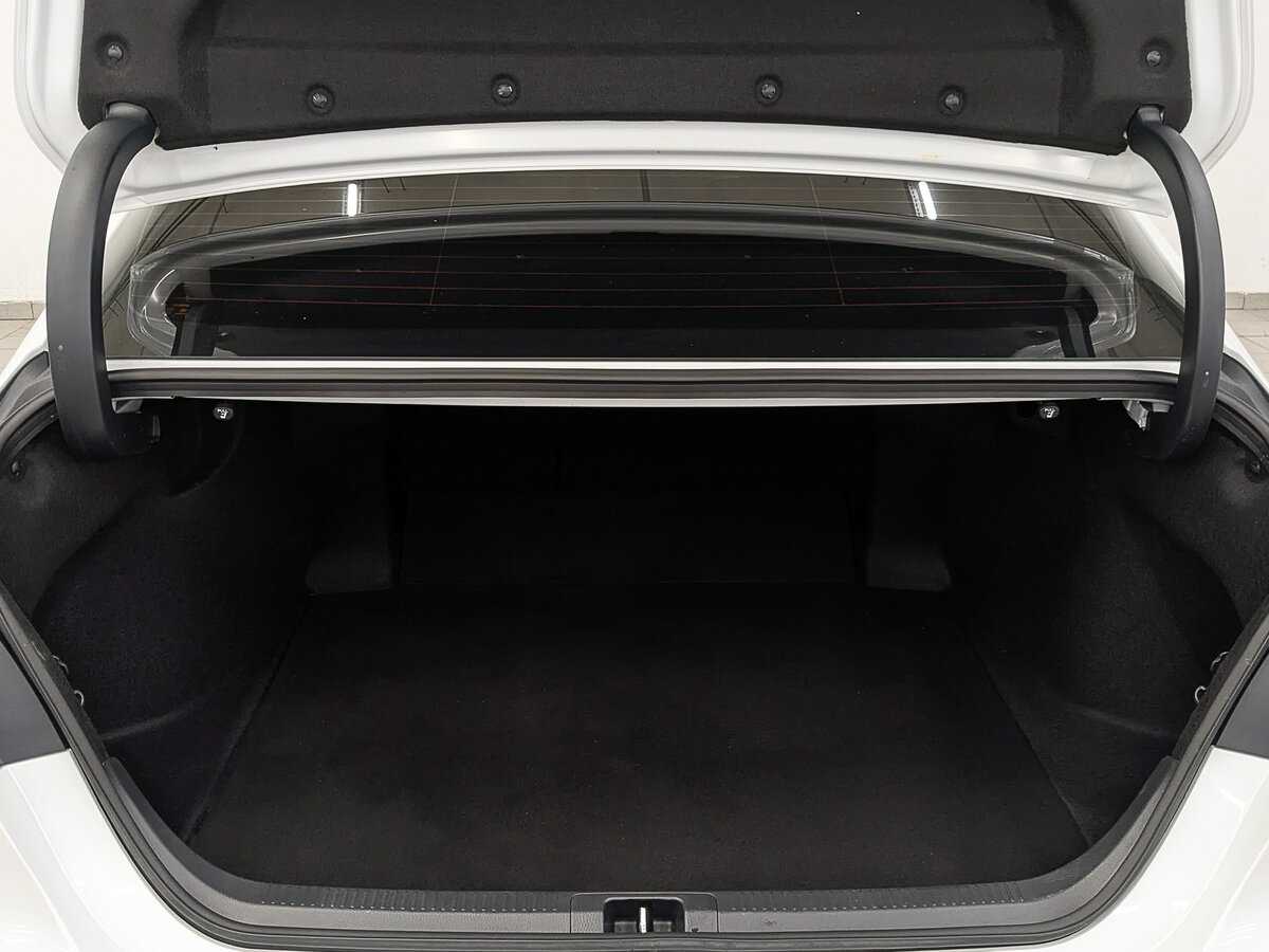 Купить Toyota Camry с пробегом. Фото: #9