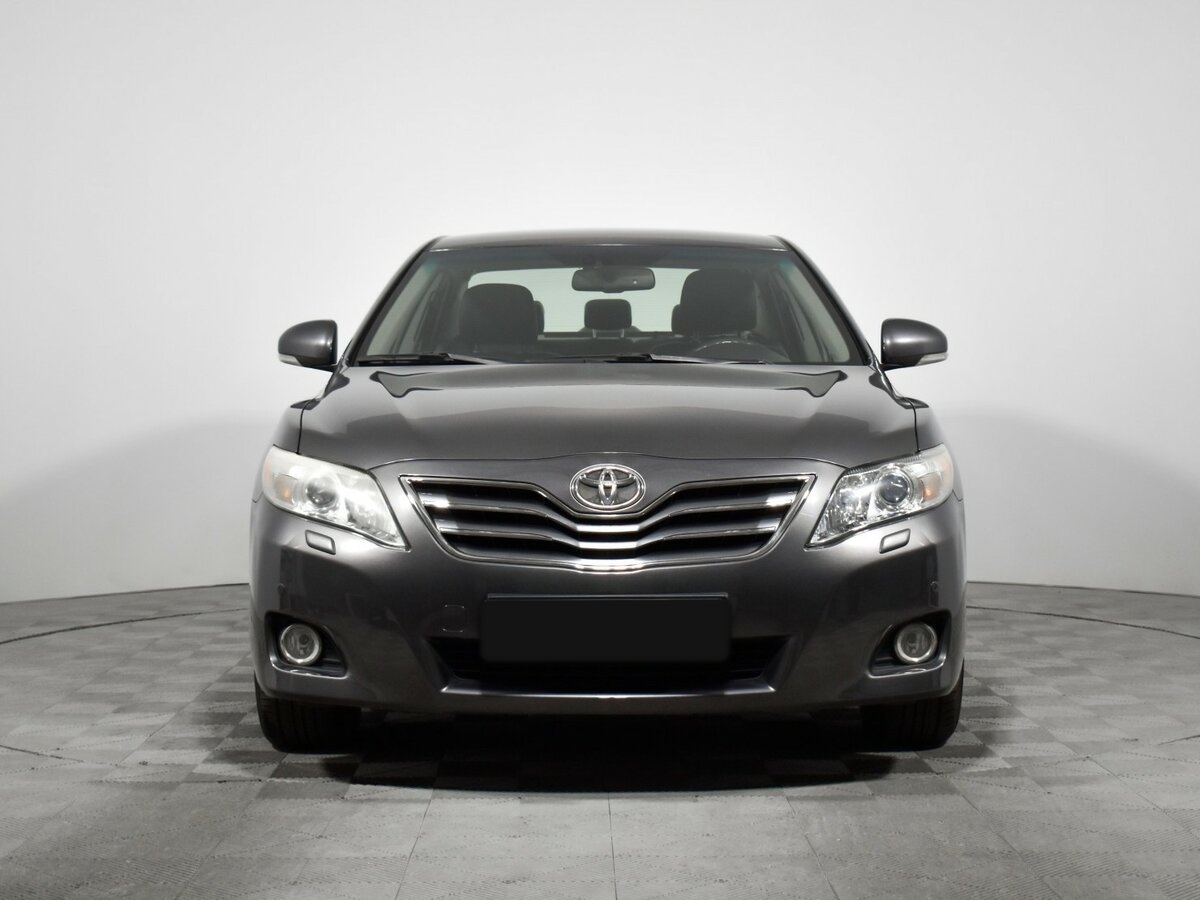 Купить Toyota Camry с пробегом. Фото: #1