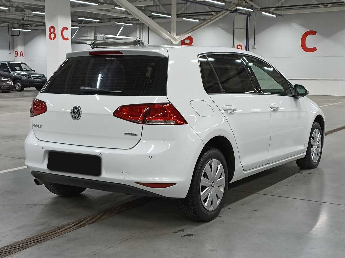 Купить Volkswagen Golf с пробегом. Фото: #4