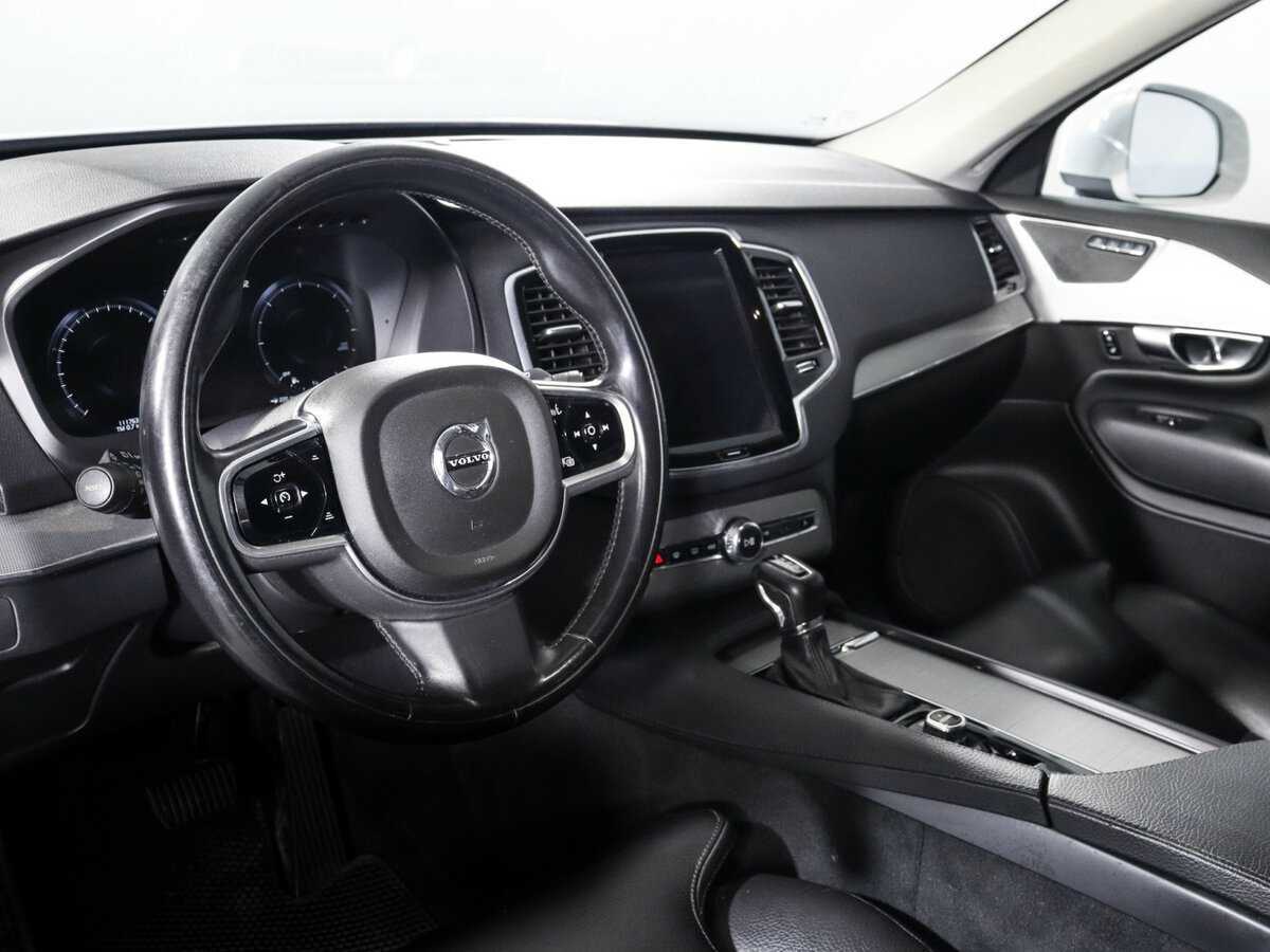 Купить Volvo XC90 с пробегом. Фото: #10