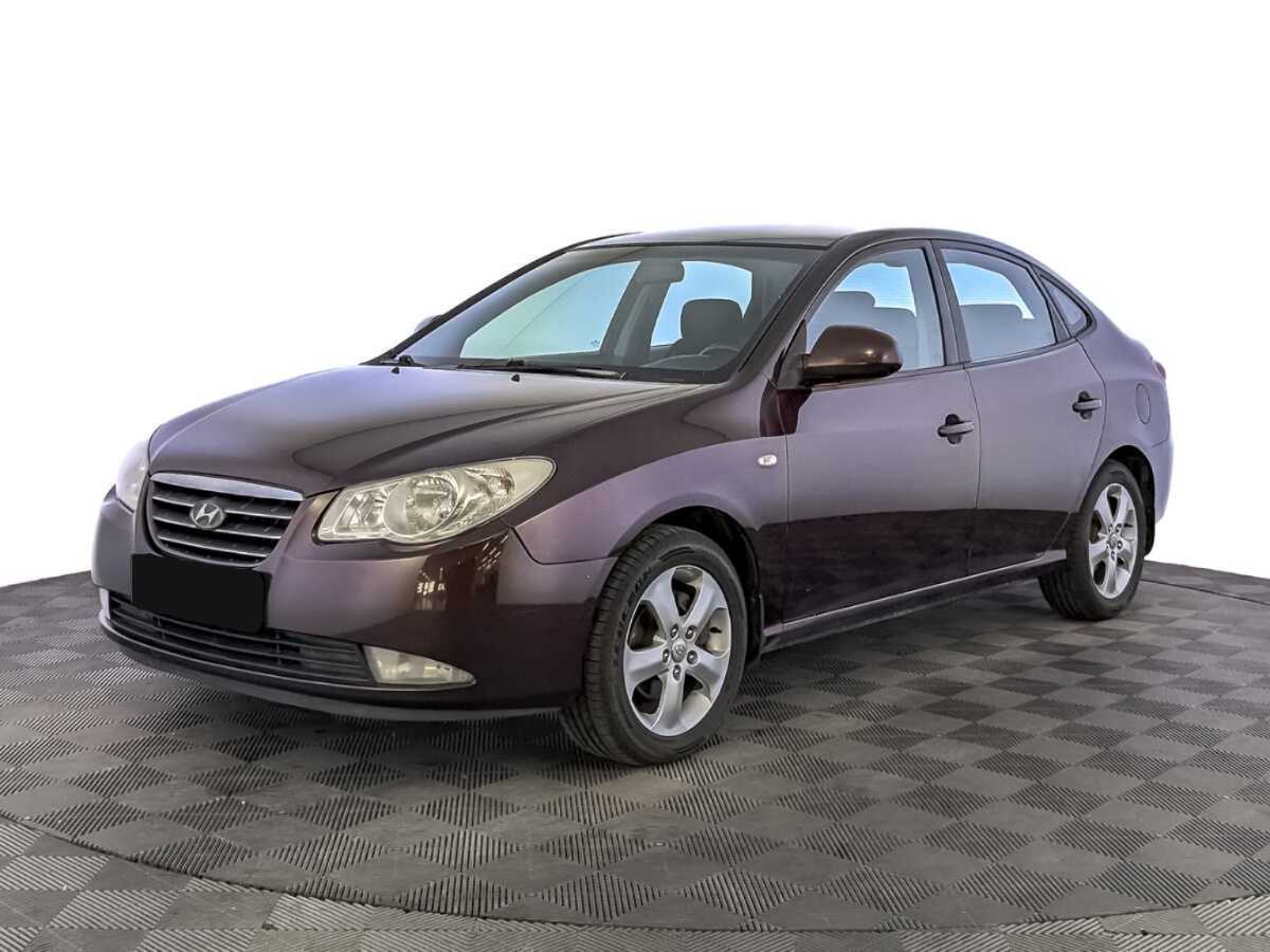 Купить Hyundai Elantra с пробегом. Посмотреть фото