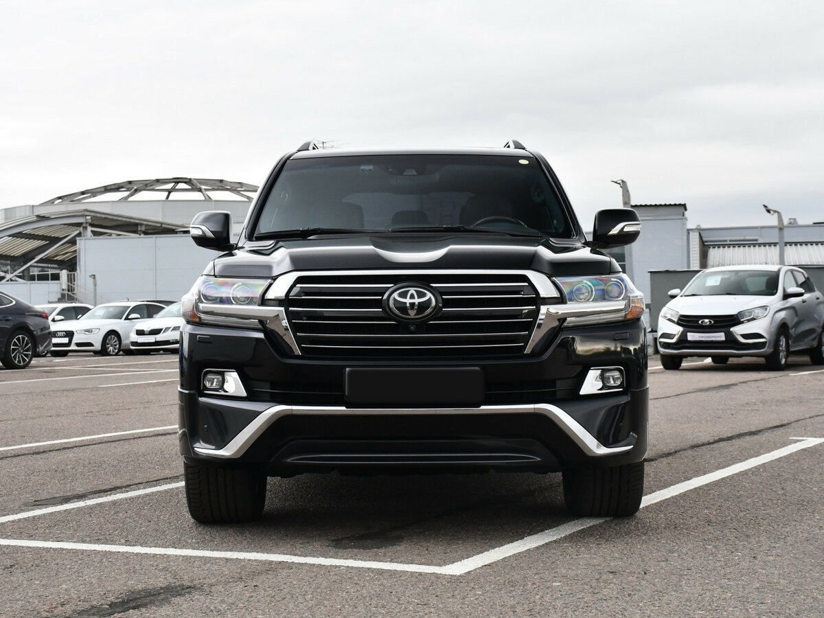 Купить Toyota Land Cruiser с пробегом. Фото: #1
