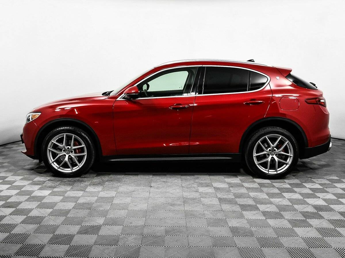 Купить Alfa Romeo Stelvio с пробегом. Фото: #7