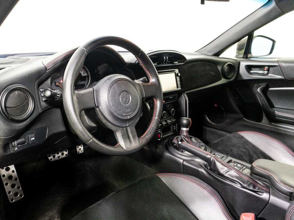 Купить Toyota GT86 с пробегом. Фото: #10