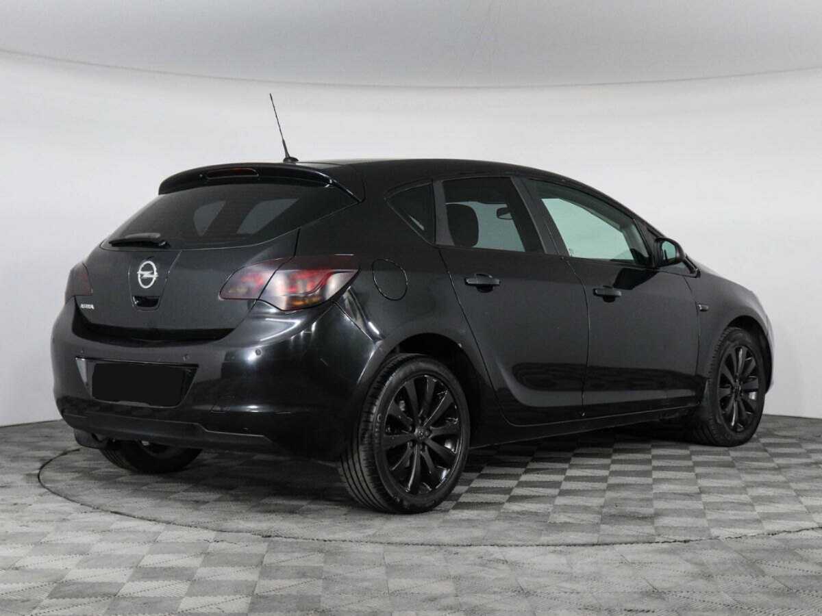 Купить Opel Astra с пробегом. Фото: #2