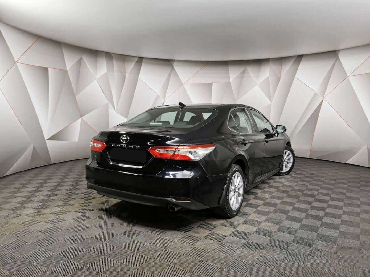 Купить Toyota Camry с пробегом. Фото: #1