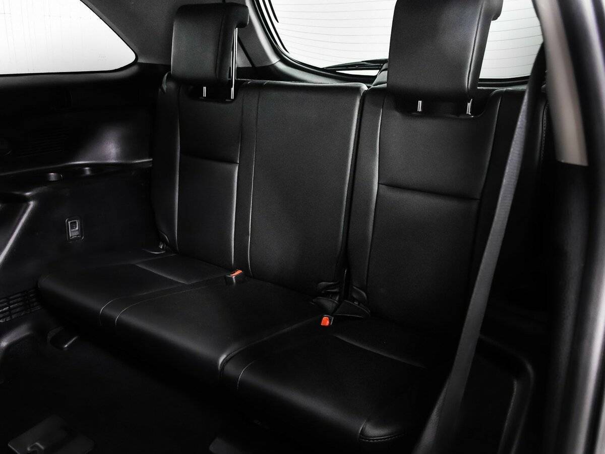 Купить Toyota Highlander с пробегом. Фото: #13