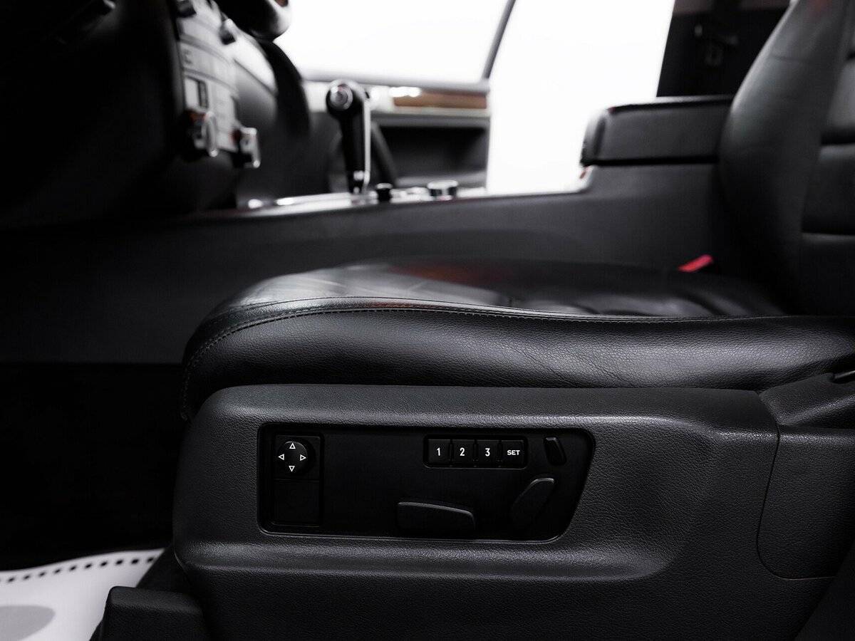 Купить Volkswagen Touareg с пробегом. Фото: #16