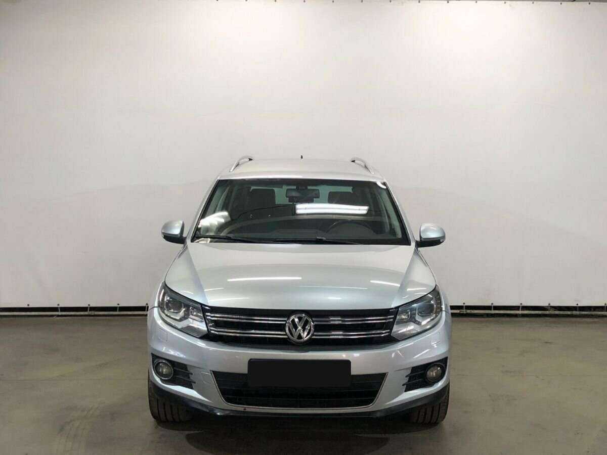 Купить Volkswagen Tiguan с пробегом. Фото: #1